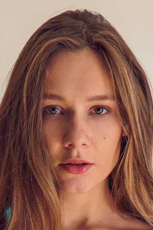 Mirabella portrait