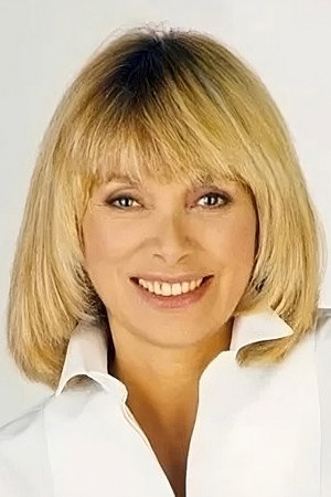 Mireille Darc portrait