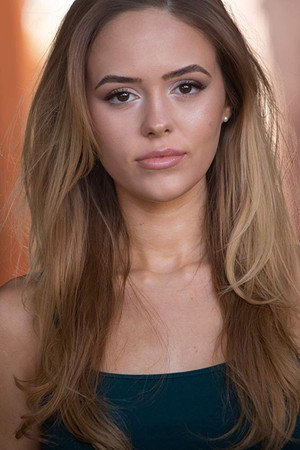Calli Taylor portrait