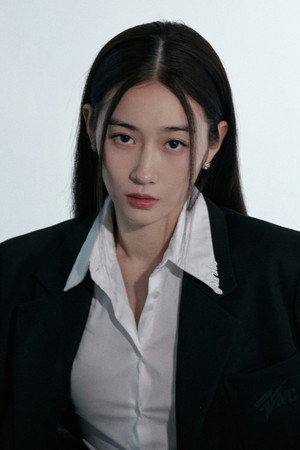 Fan Shuaiqi portrait
