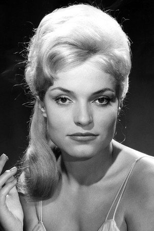 Silvia Simon portrait