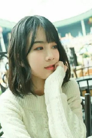 Li Zi portrait