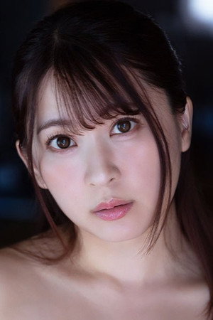 Hikari Azusa portrait