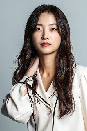 Ji Su-yeon portrait