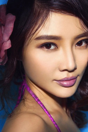 Raquel Xu Dongdong portrait