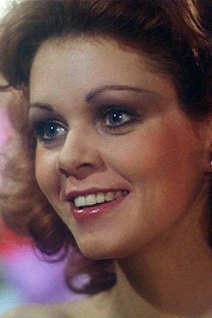 Lynne Ross portrait