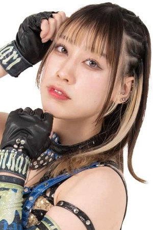 Hikari Noa portrait