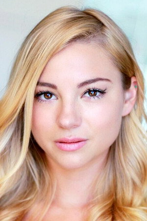 Allie Gonino portrait