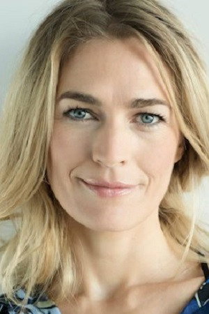 Laura Bach portrait