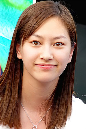 Shin Ae portrait