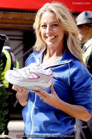 Denise Austin portrait