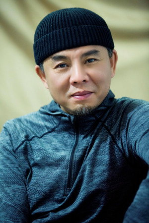 Chang Xiao Yang portrait