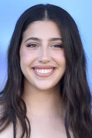 Sadie Sandler portrait