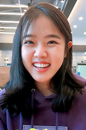Kim Hyang-gi portrait