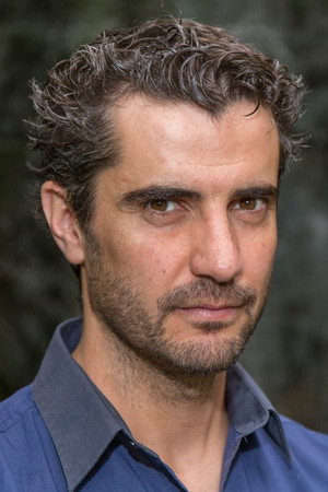 Roberto Chapu portrait