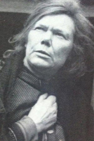 Una Brandon-Jones portrait