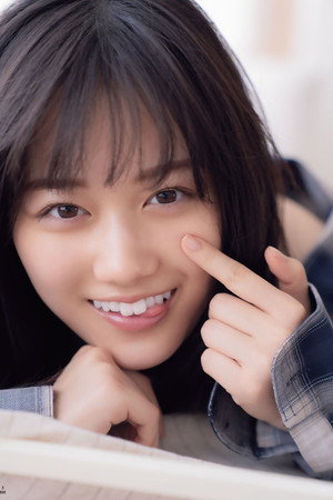 Mizuki Yamashita portrait