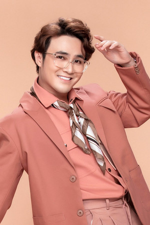 Huỳnh Lập portrait