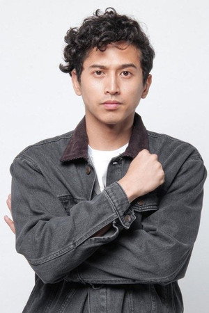 Roy Sungkono portrait