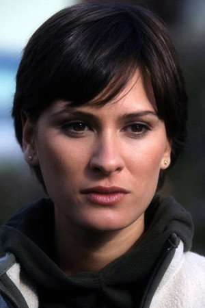 Heidi Lenhart portrait