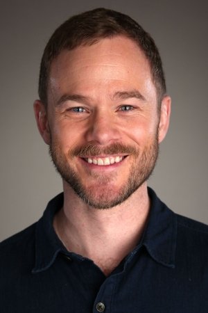 Aaron Ashmore portrait