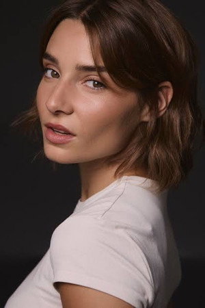 Julia Martínez portrait