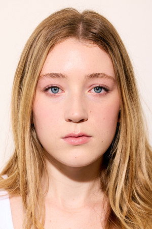 Emma Halleen portrait
