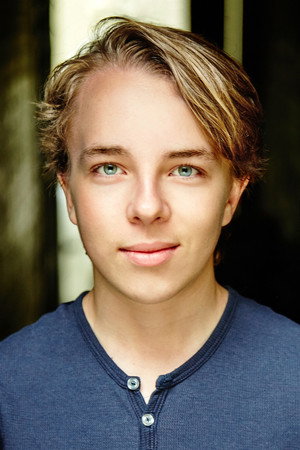 Ed Oxenbould portrait