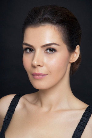Hatice Şendil portrait