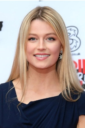 Lily Travers portrait