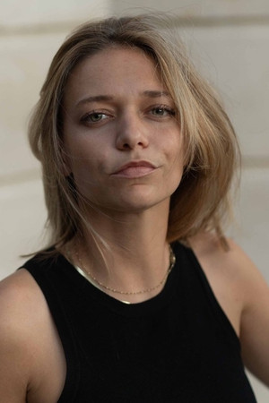 Louisiane Ader portrait