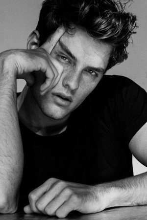 Diego Niski portrait
