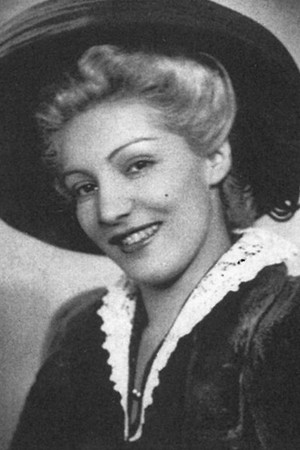 Cahide Sonku portrait