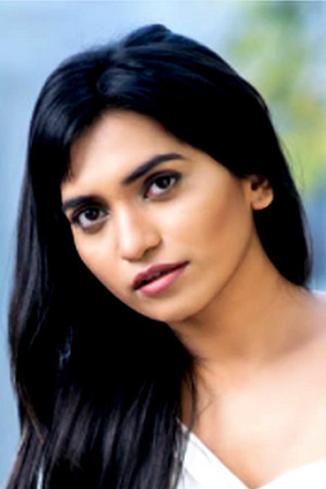 Divya Dicholkar portrait