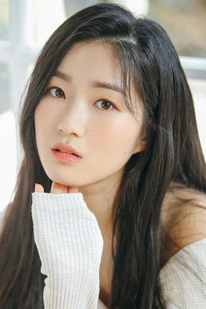 Kim Hye-yoon portrait