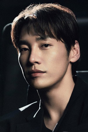Kim Young-kwang portrait