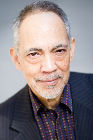 Thom Sesma portrait