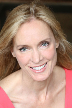 Tina Reine portrait