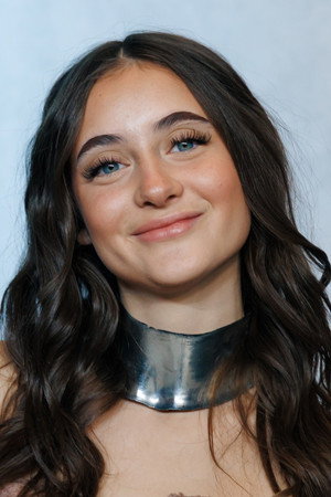 Mia Goti portrait