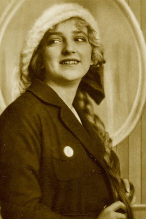 Hilde Wolter portrait
