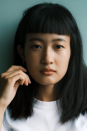 Miku Lo portrait