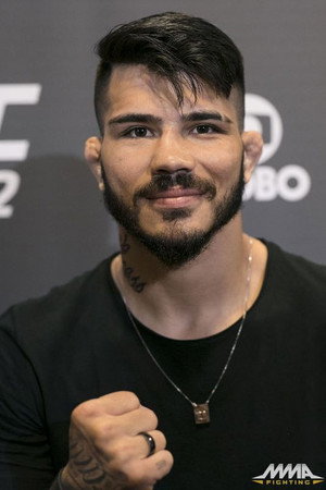 Erick Silva portrait