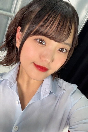 Maina Miura portrait