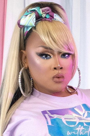 Jiggly Caliente portrait