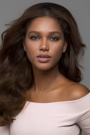 Karina Guerra portrait