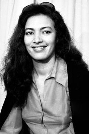 Leila Shenna portrait
