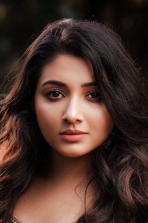 Mirnaa portrait