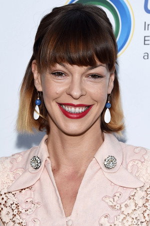 Pollyanna McIntosh portrait