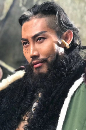 Tong Hu portrait