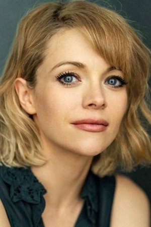 Antonia Bernath portrait